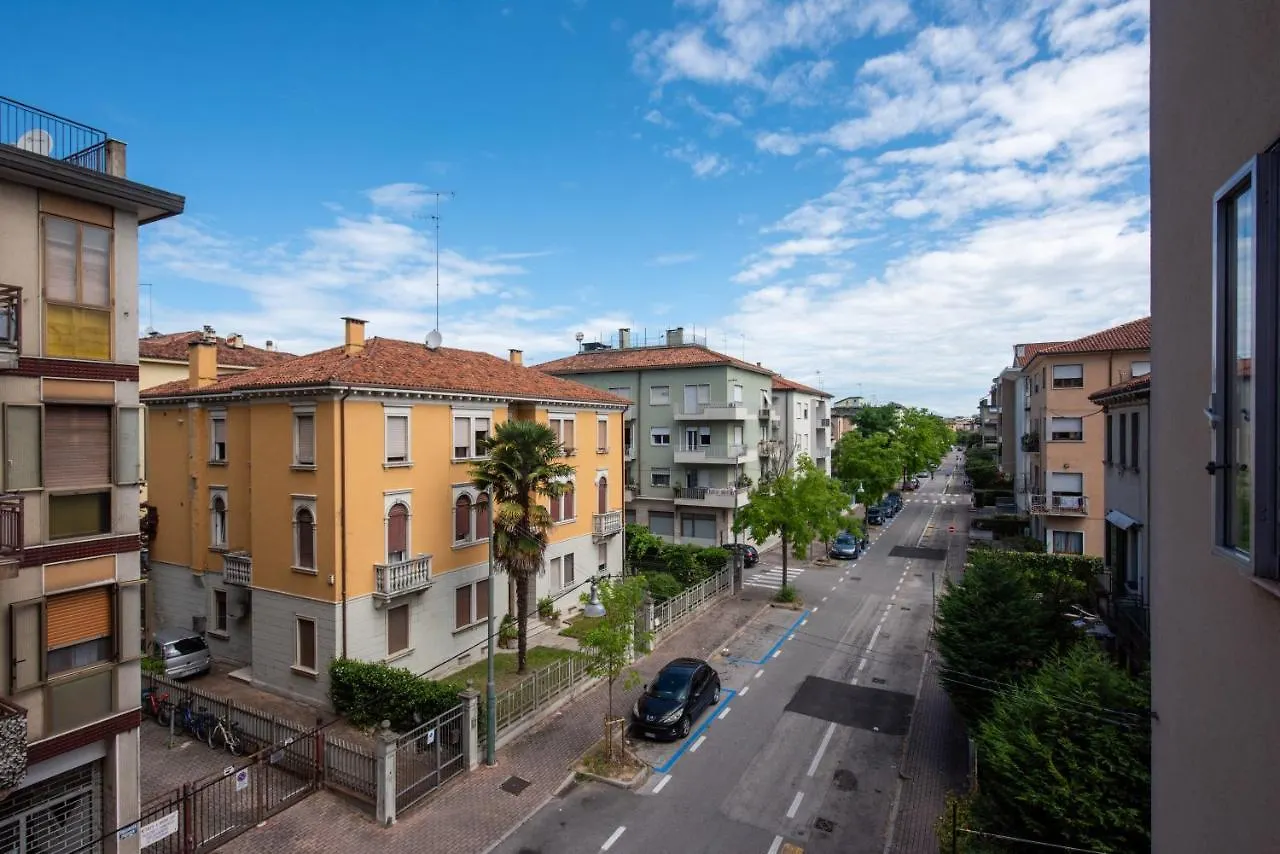 Konukevi Ciao Bella Venice Station Residence Mestre